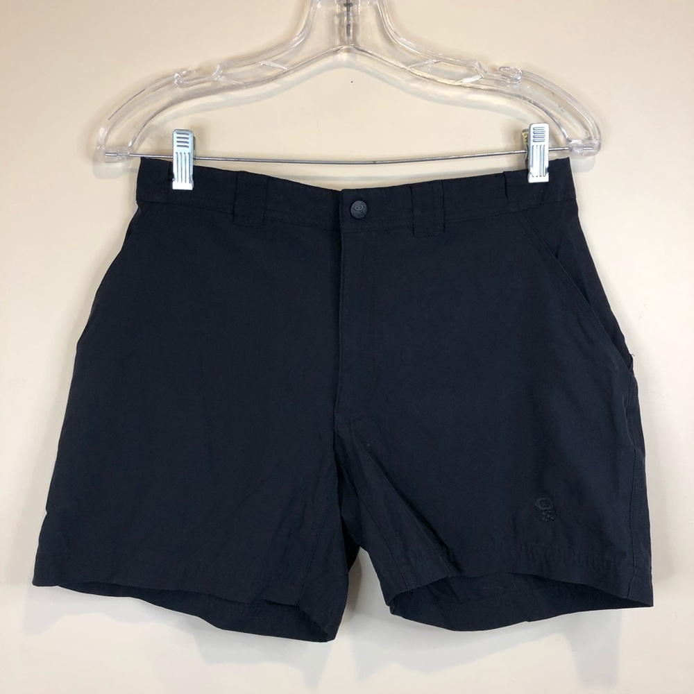 MOUNTAIN HARDWARE 🏔 sz. 8 black shorts